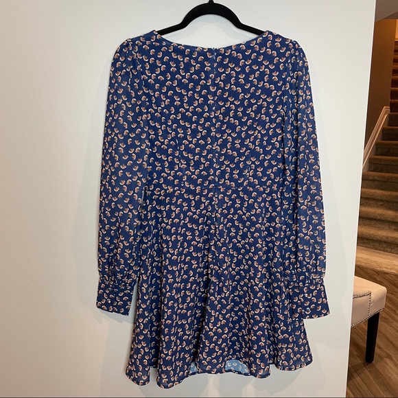 Nasty Gal size 4 Fit and flare Dress - Picture 2 of 7